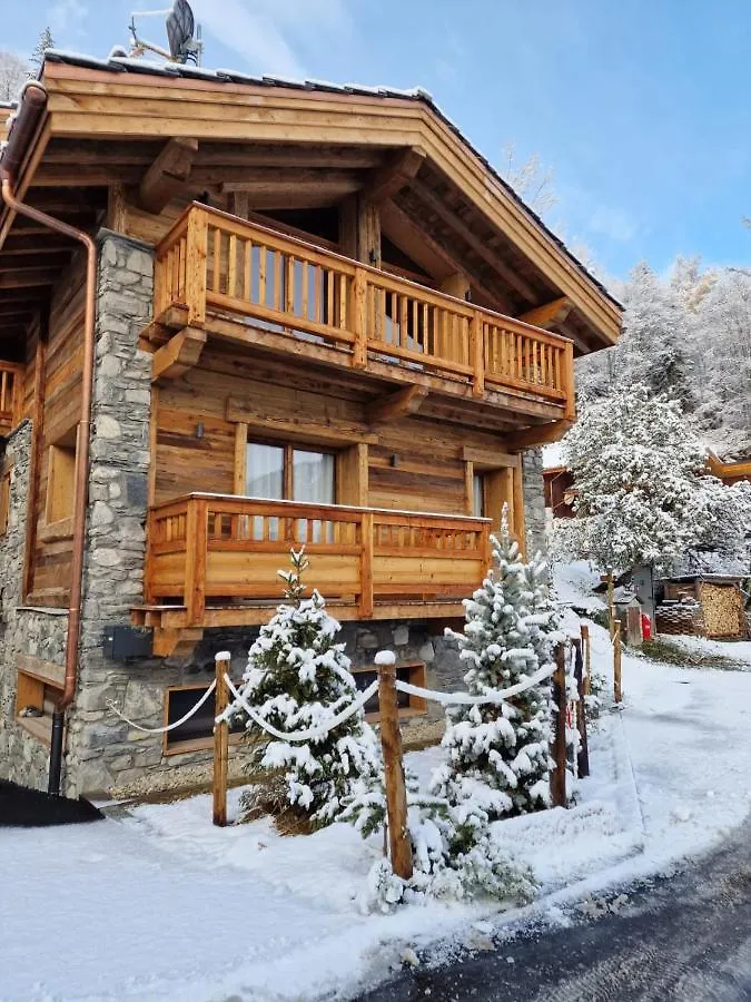 Chalet Les Cochettes Courchevel 0*,  France
